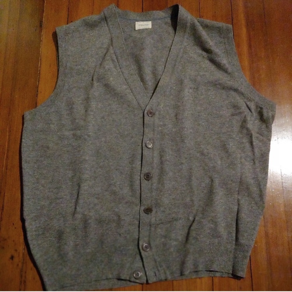 Benetton Lambswool V-Neck Sweater Vest